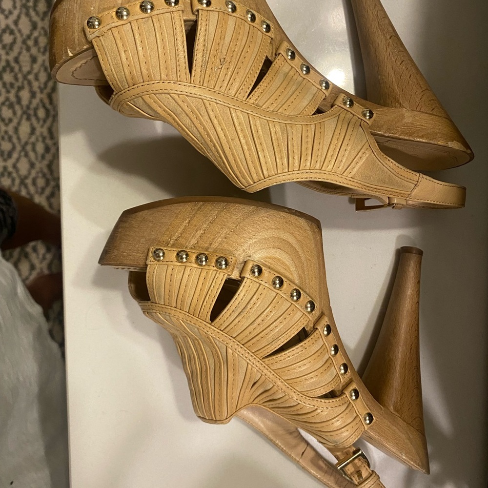 Christian Dior Womens shoes. Size 38 1/2 - Picture 9 of 9